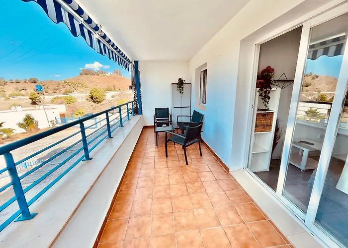 Apartamento Con Vistas Al Mar Y Plaza Aparcamiento